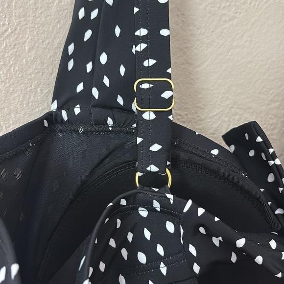 Women’s Plus Size Swimsuits for All Tankini Top, Black/White Polka Dot, Size 22 - Picture 4 of 7